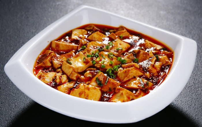 辣椒炖豆腐,炖豆腐
