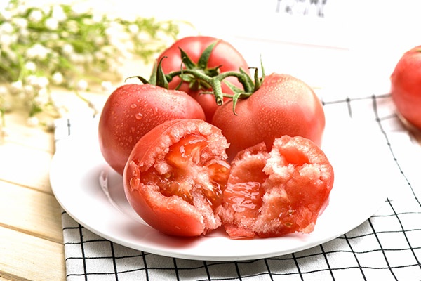 番石榴和柿子饼能一起吃吗