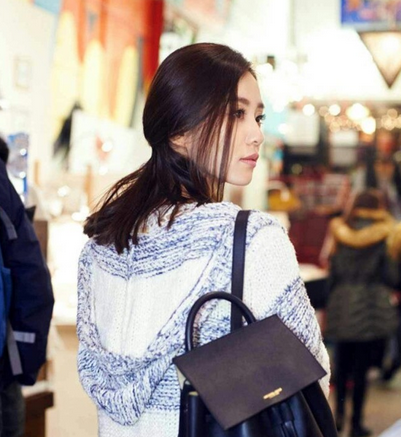 女孩中长发烫发头型 刘诗诗来示范性