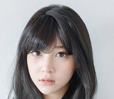 大圆脸大卷发型照片 梨花烫偏分流海